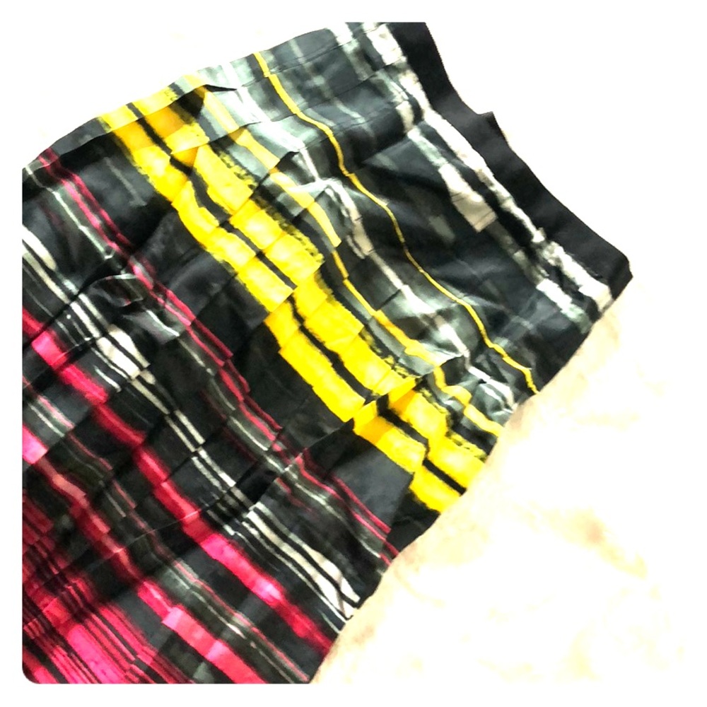 Carlisle woman’s knee length skirt